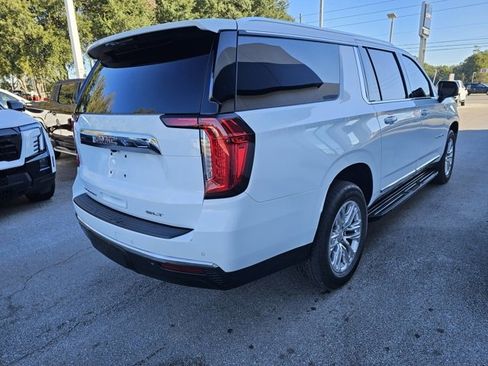 Used 2023 GMC Yukon XL SLT w/ SLT Luxury Package image 5