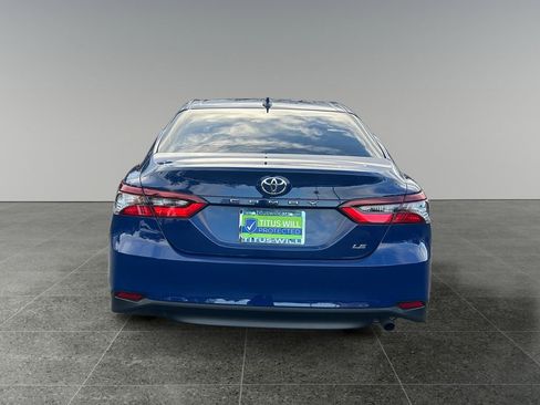 Used 2024 Toyota Camry LE image 6