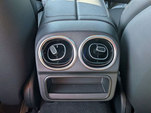 Certified 2025 Mercedes-Benz C 300 4MATIC Sedan image 31