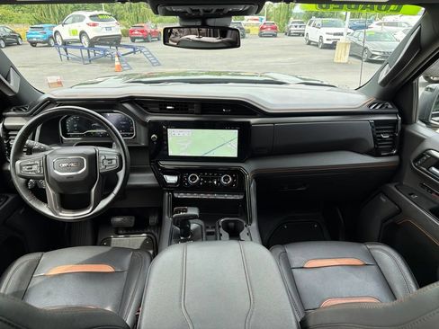 Used 2023 GMC Sierra 1500 AT4 w/ AT4 Preferred Package AWD/4WD image 24