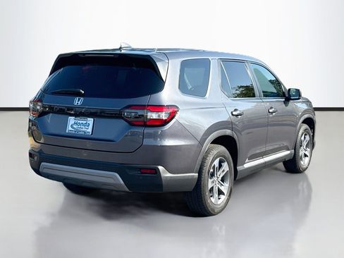 Used 2025 Honda Pilot EX-L image 7