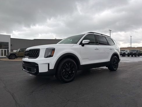 Used 2025 Kia Telluride SX Prestige X-Pro AWD/4WD image 3