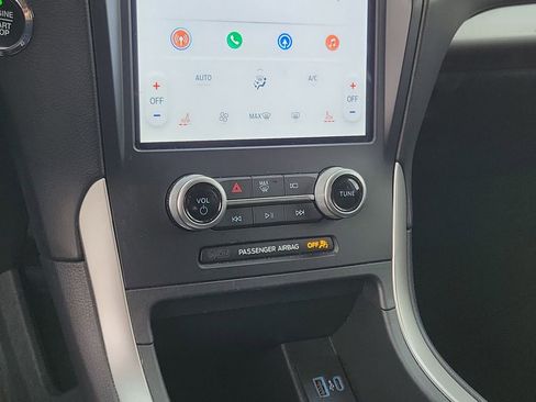 Certified 2024 Ford Edge SEL image 28