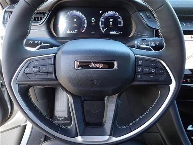 New 2026 Jeep Grand Cherokee Limited AWD/4WD image 15