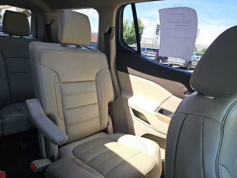 Used 2019 GMC Acadia Denali w/ Technology Package AWD/4WD image 16
