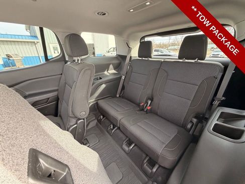 Used 2023 GMC Acadia SLE w/ Driver Convenience Package image 19