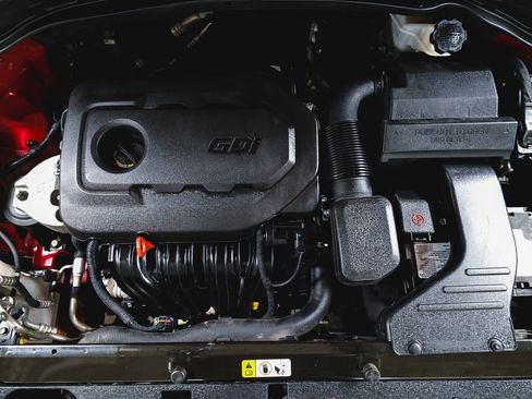 Used 2018 Hyundai Santa Fe Sport image 13