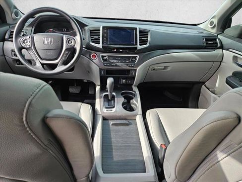 Used 2017 Honda Pilot EX-L image 17