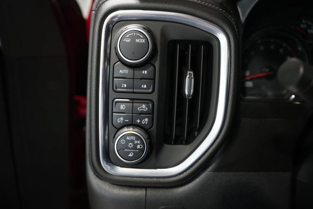 Used 2021 Chevrolet Silverado 1500 RST AWD/4WD image 12