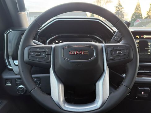 Used 2026 GMC Sierra 2500 SLE w/ LPO, Black Badging Package image 20
