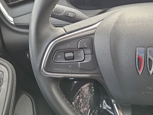 Used 2025 Buick Encore GX Preferred FWD image 18