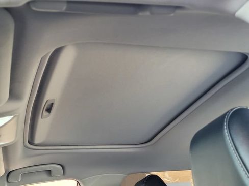 Certified 2021 Toyota RAV4 XLE Premium AWD/4WD image 17