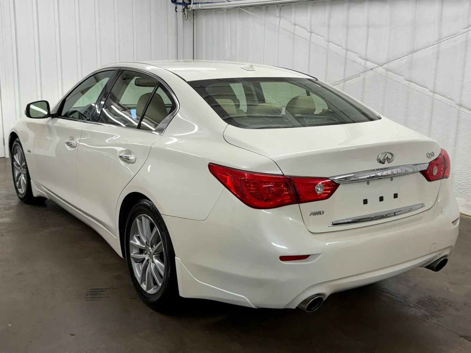 Used 2016 INFINITI Q50 Premium w/ 2.0T Premium Plus Package AWD/4WD image 7