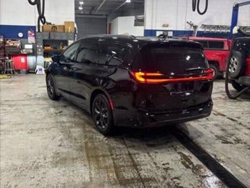 New 2026 Chrysler Pacifica Select image 29