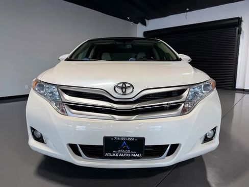 Used 2013 Toyota Venza XLE w/ XLE Premium Pkg FWD image 2