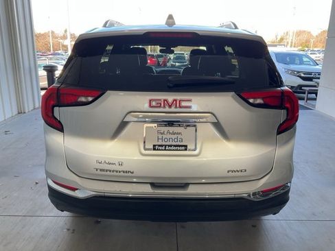 Used 2019 GMC Terrain SLT image 22