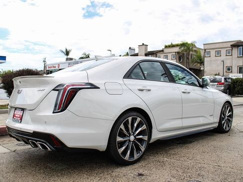 Used 2022 Cadillac CT4 V w/ Navigation Package RWD image 6