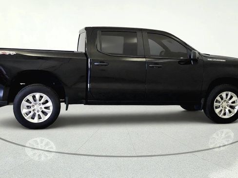Used 2024 Chevrolet Silverado 1500 Custom AWD/4WD image 6