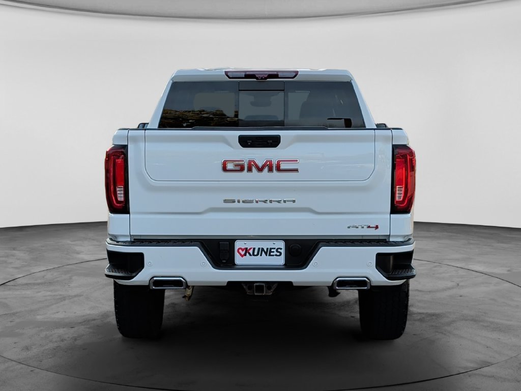 Used 2023 GMC Sierra 1500 AT4 w/ Technology Package AWD/4WD image 6