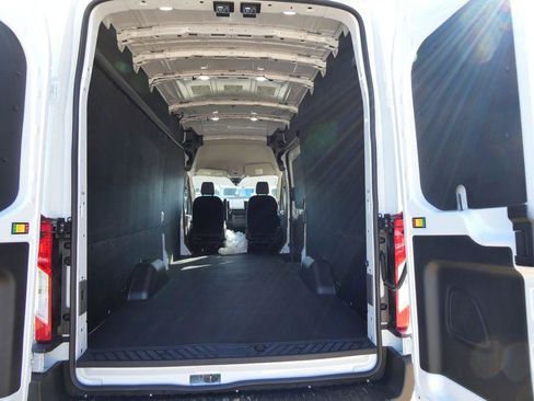New 2026 Ford Transit 250 148 High Roof Extended w/ Load Area Protection Package RWD image 15