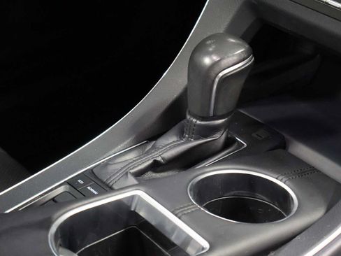 Used 2019 Toyota Avalon XSE w/ Protection Package FWD image 20