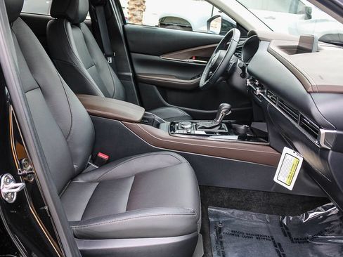 Used 2025 MAZDA CX-30 AWD 2.5 S w/ Premium Package image 16