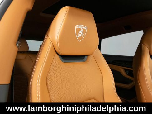 Used 2025 Lamborghini Urus S AWD/4WD image 36