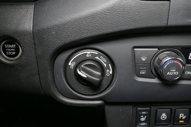 Used 2023 Nissan Frontier PRO-4X w/ Pro-4X Premium Package AWD/4WD image 24