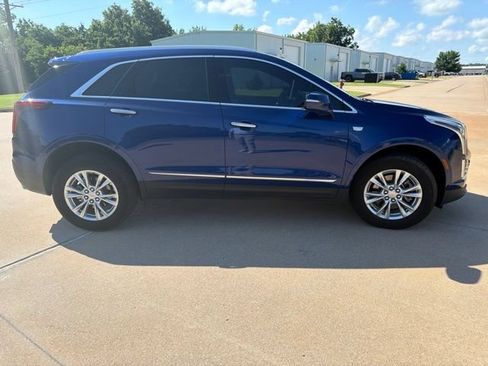 Used 2025 Cadillac XT5 Luxury FWD image 6