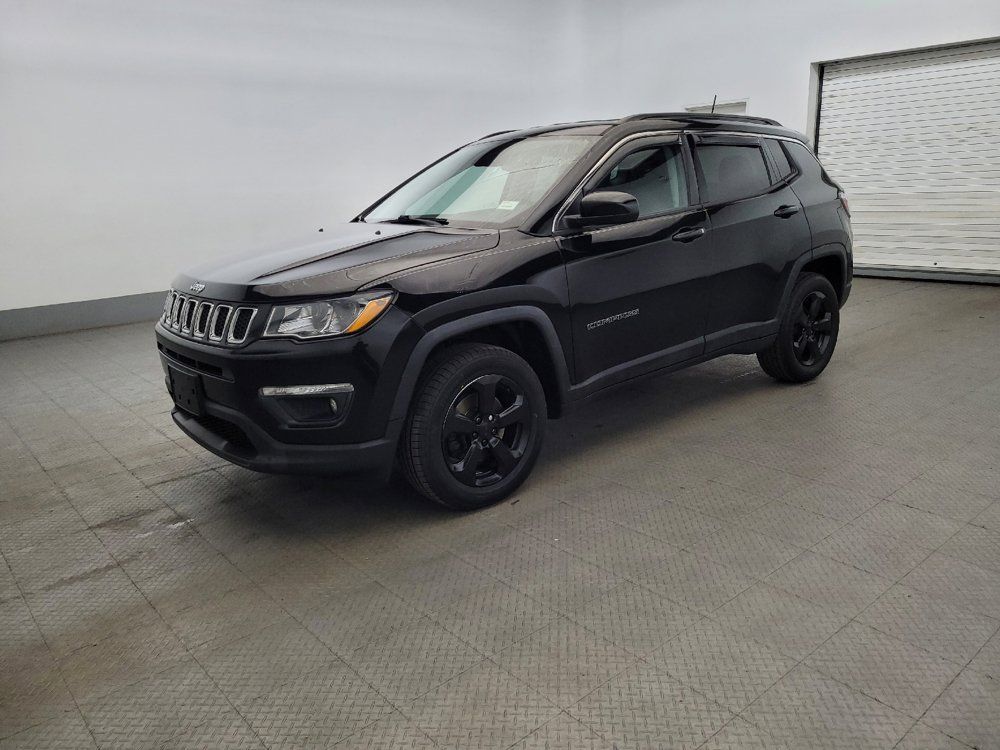 Used 2019 Jeep Compass Latitude w/ Popular Equipment Group AWD/4WD image 2
