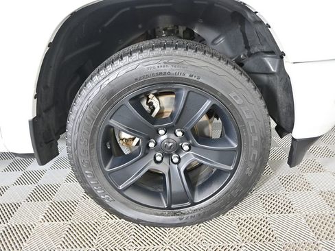 Used 2021 RAM 1500 Big Horn AWD/4WD image 12
