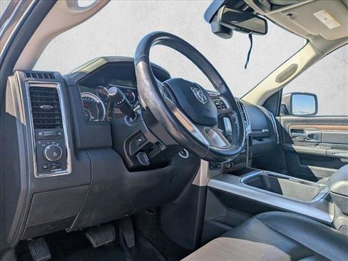 Used 2017 RAM 1500 Laramie w/ Convenience Group image 7