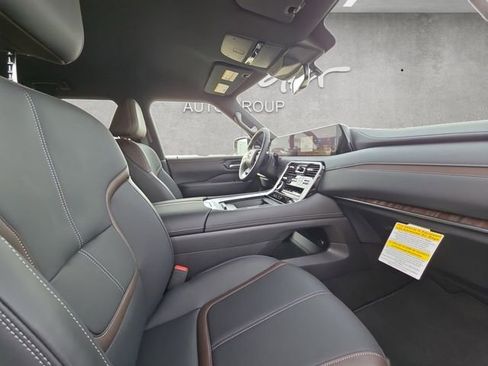 New 2026 Nissan Armada SL image 24