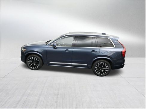 New 2026 Volvo XC90 B6 Plus w/ Protection Package Premier AWD/4WD image 14