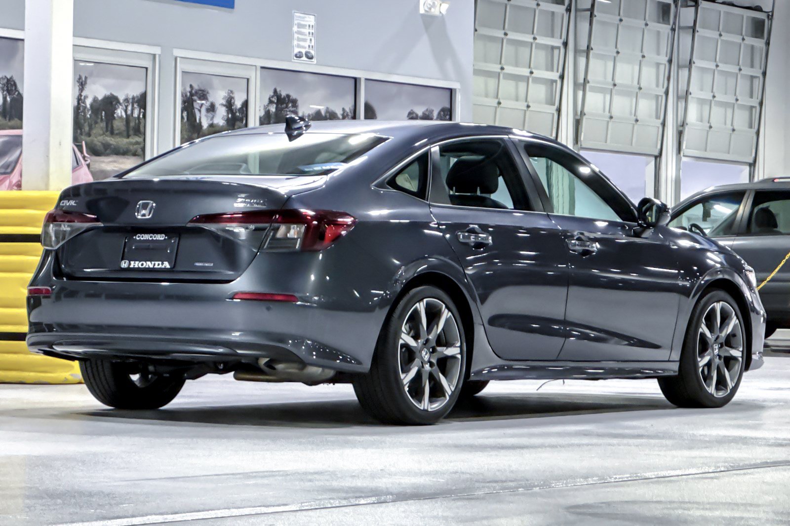 Used 2025 Honda Civic Sport Touring image 9