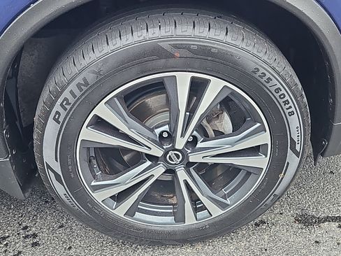 Used 2019 Nissan Rogue SV w/ Premium Package AWD/4WD image 29