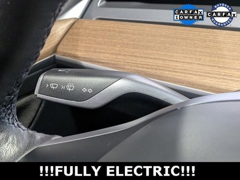 Used 2023 Tesla Model 3 Standard Range image 27