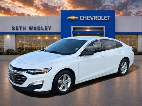 Used 2023 Chevrolet Malibu LS FWD image 3