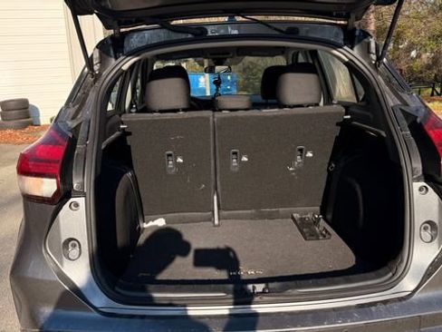Used 2024 Nissan Kicks S image 24