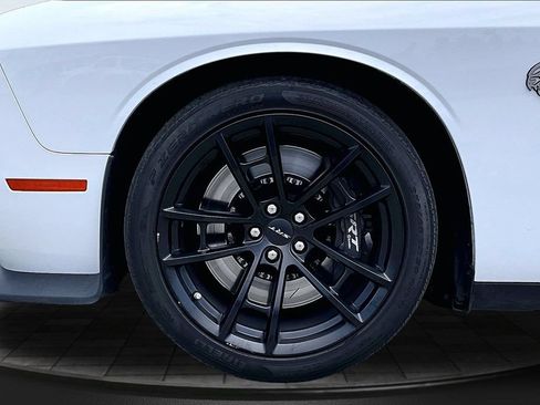 Used 2023 Dodge Challenger SRT Hellcat RWD image 32