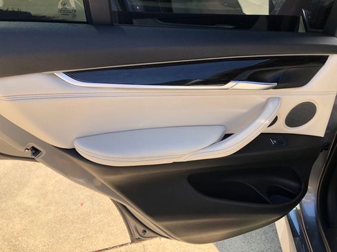 Used 2018 BMW X5 xDrive35i image 21