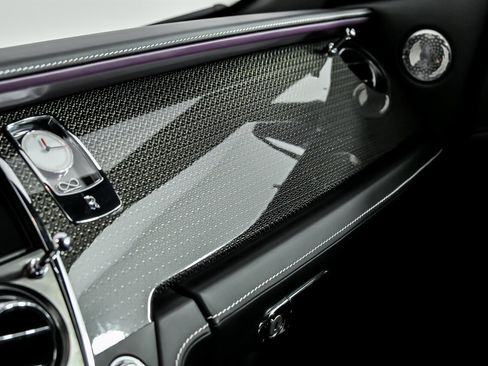 Used 2020 Rolls-Royce Wraith image 41