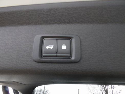 New 2026 Mitsubishi Outlander SE image 11