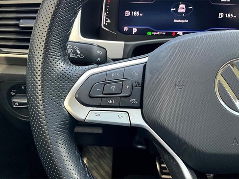 Used 2023 Volkswagen Atlas SEL R-Line image 20