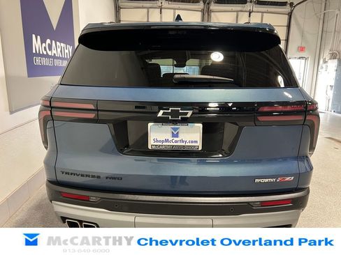 Used 2024 Chevrolet Traverse Z71 w/ Enhanced Driving Package AWD/4WD image 6