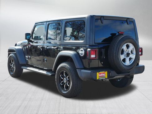 Used 2018 Jeep Wrangler Unlimited Sport S image 5