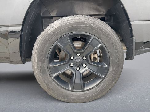 Used 2021 RAM 1500 Big Horn AWD/4WD image 25