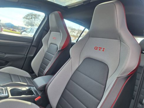 New 2026 Volkswagen GTI SE image 11