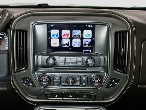 Used 2017 Chevrolet Silverado 1500 LTZ Z71 image 11