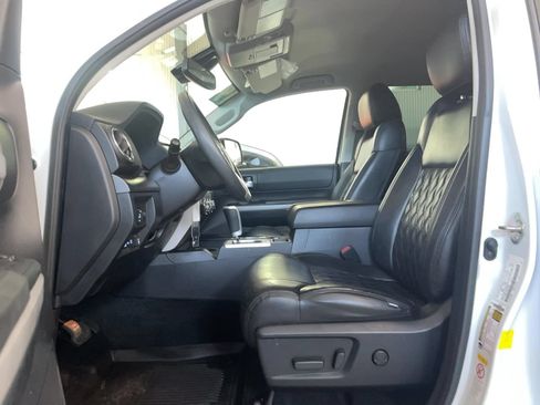 Used 2019 Toyota Tundra SR5 w/ TRD Off Road Package AWD/4WD image 6